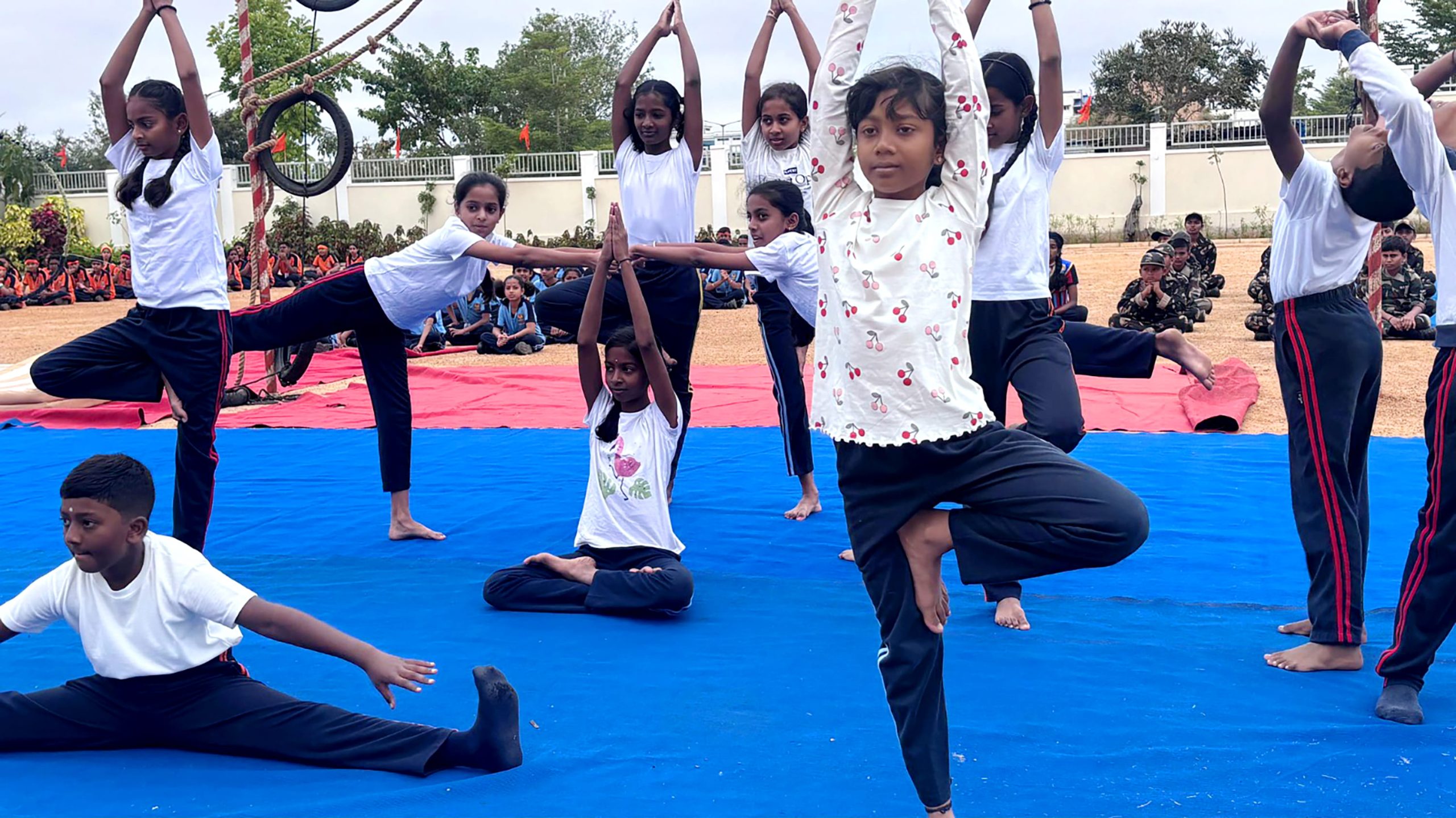 RVK - Hassan Celebrates 77th Republic Day (1)