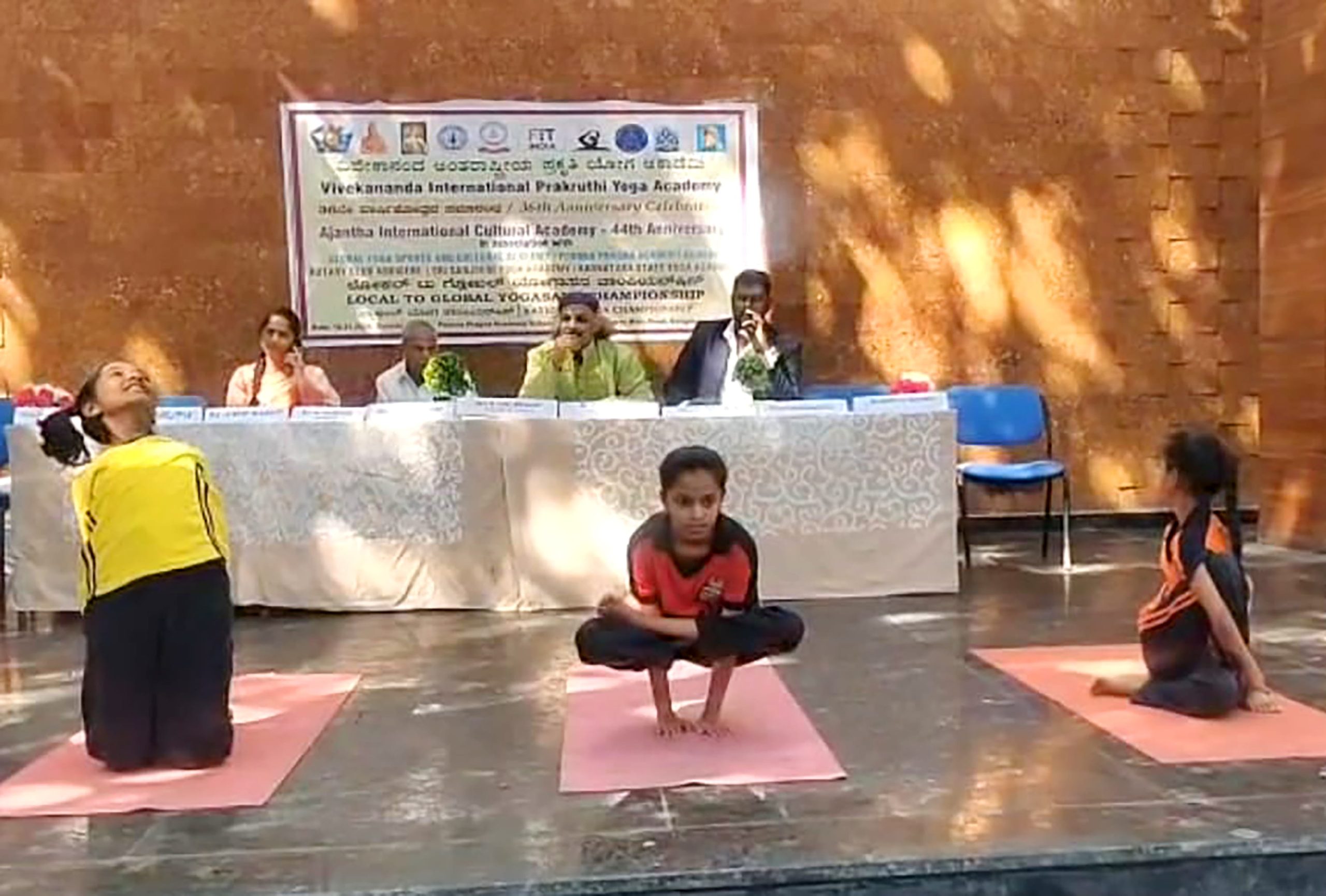 RVK – Hassan Students’ Excellent Performance in Yogaasana Championship (3)