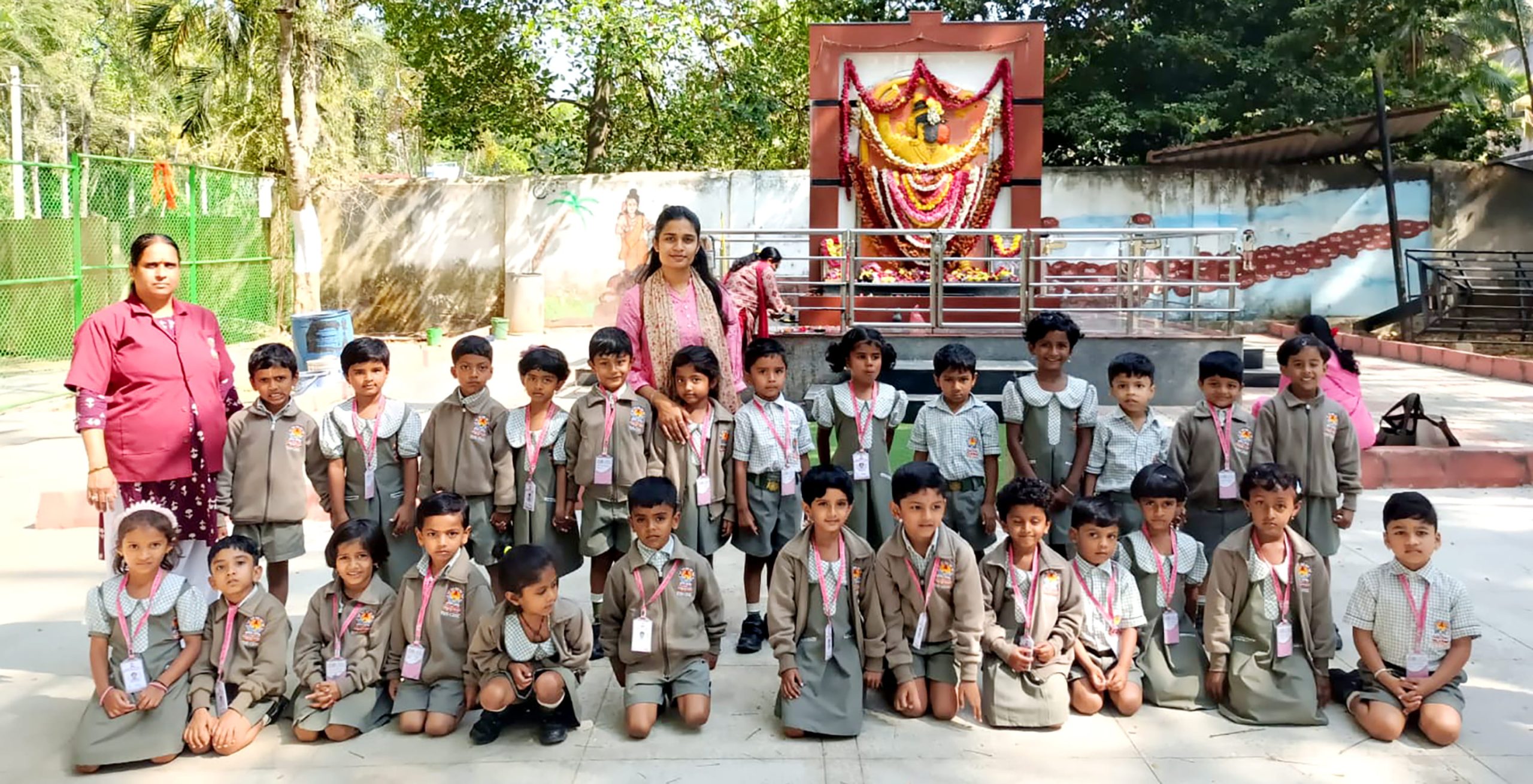 A Fun-Filled Field Trip for RVK – Hassan LKG Students (7)