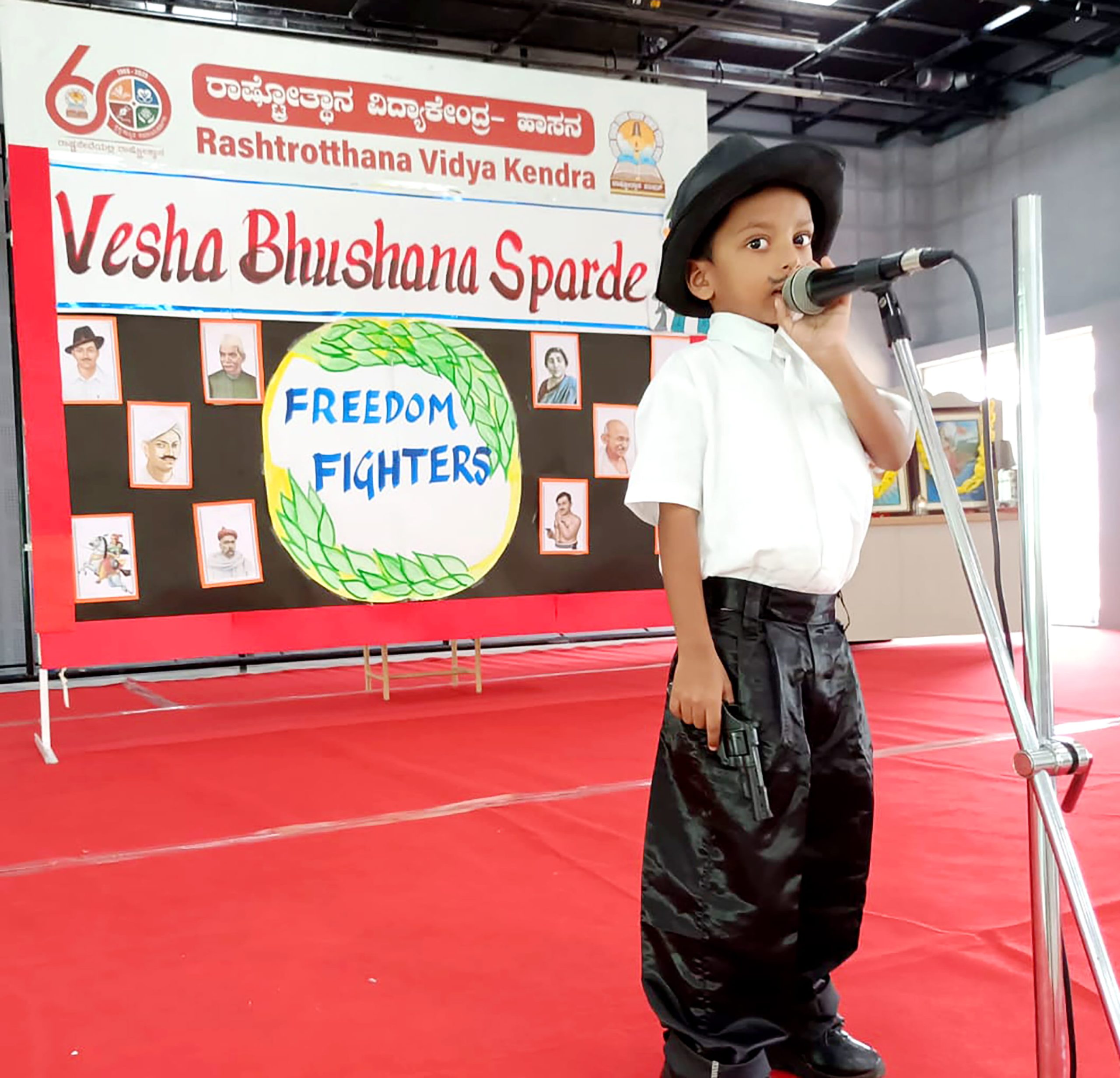 Freedom Fighter Costume Contest at RVK - Hassan (1)