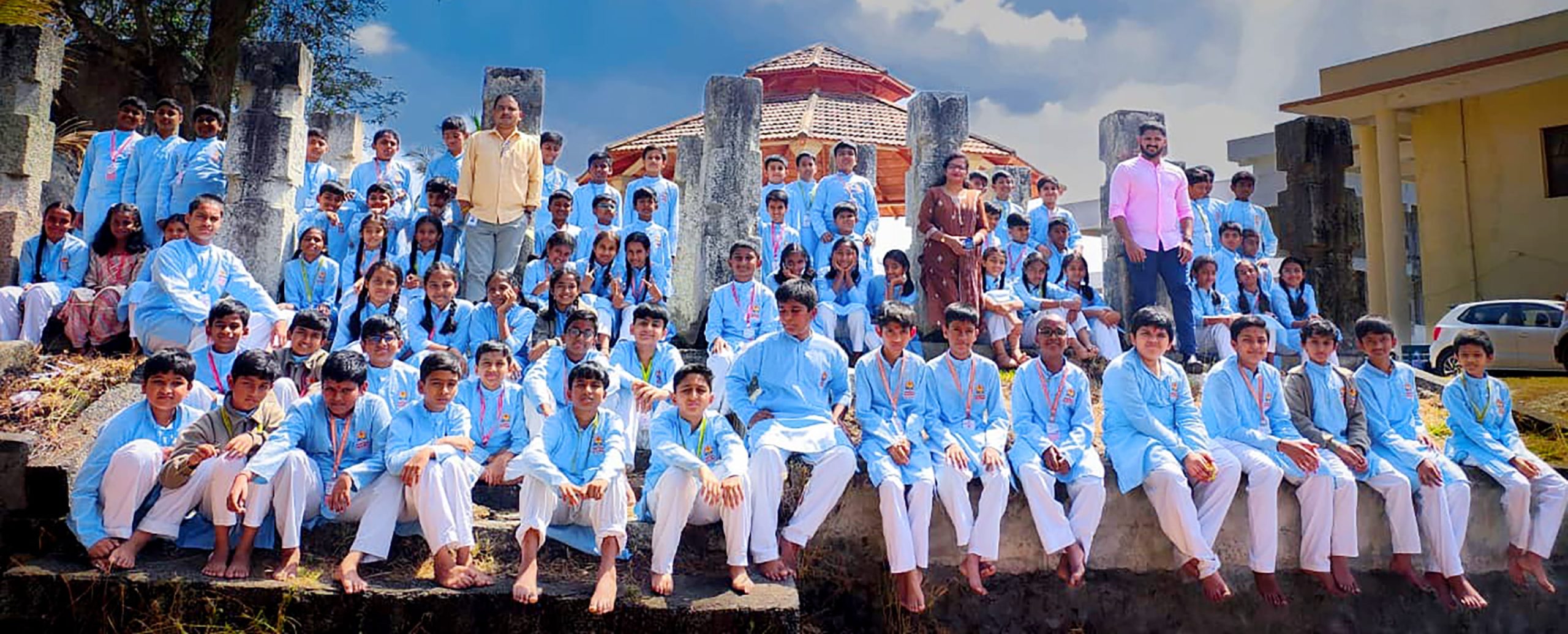 RVK - Hassan Organizes Field Trip to Mavinakere Ranganatha Swamy Betta (1)