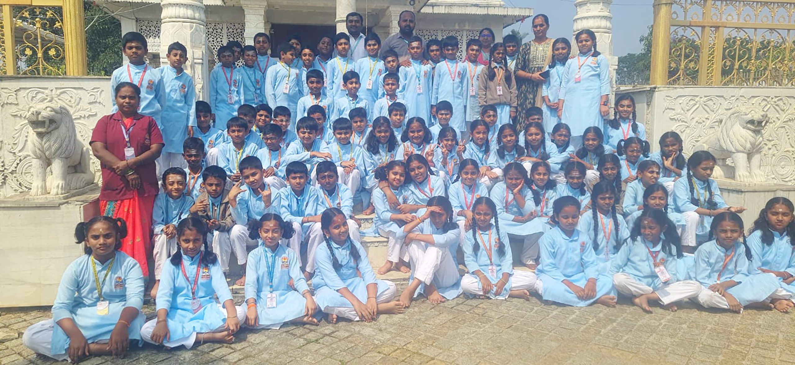 RVK – Hassan Class 4 Students Visit Alur Temples at 3.43.18 PM (1)