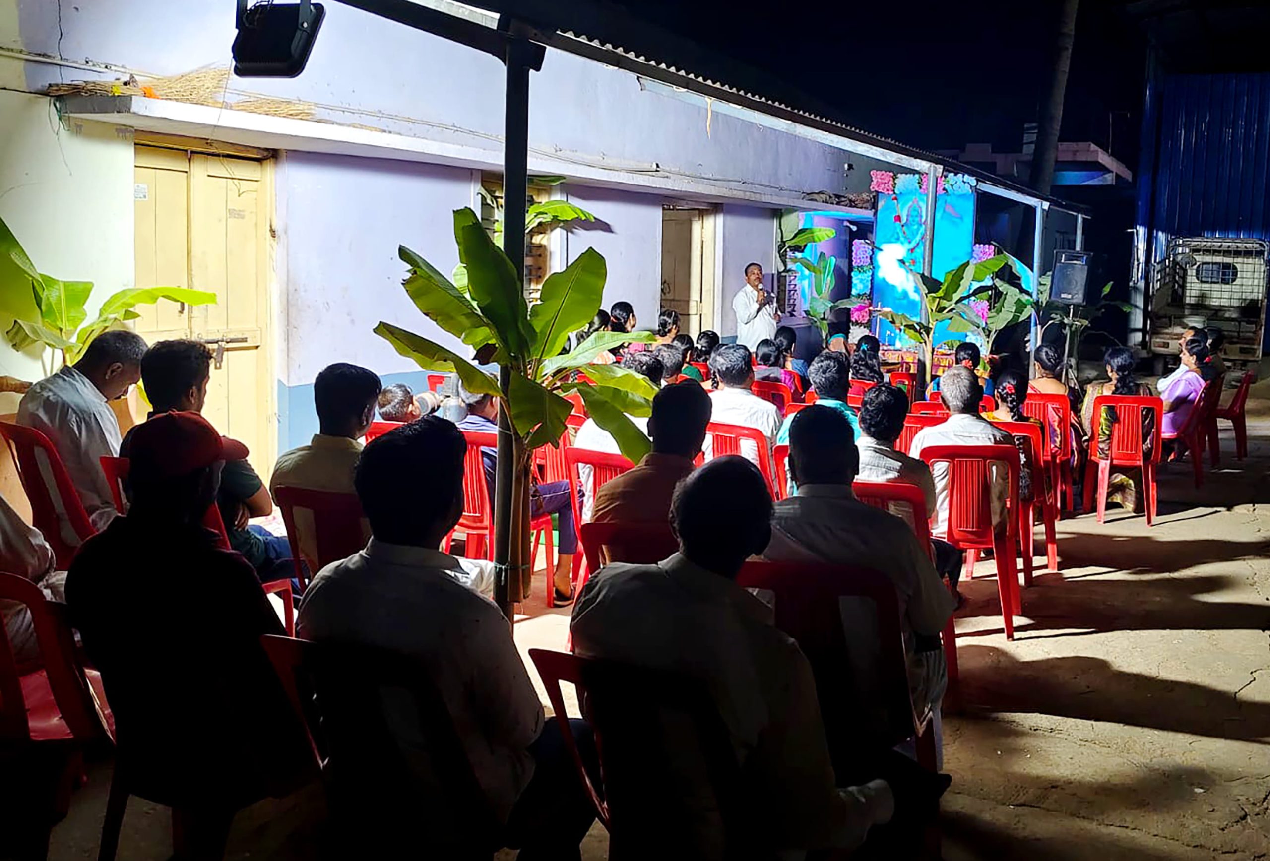 RVK – Hassan students visits Temples at 4.47.45 PM