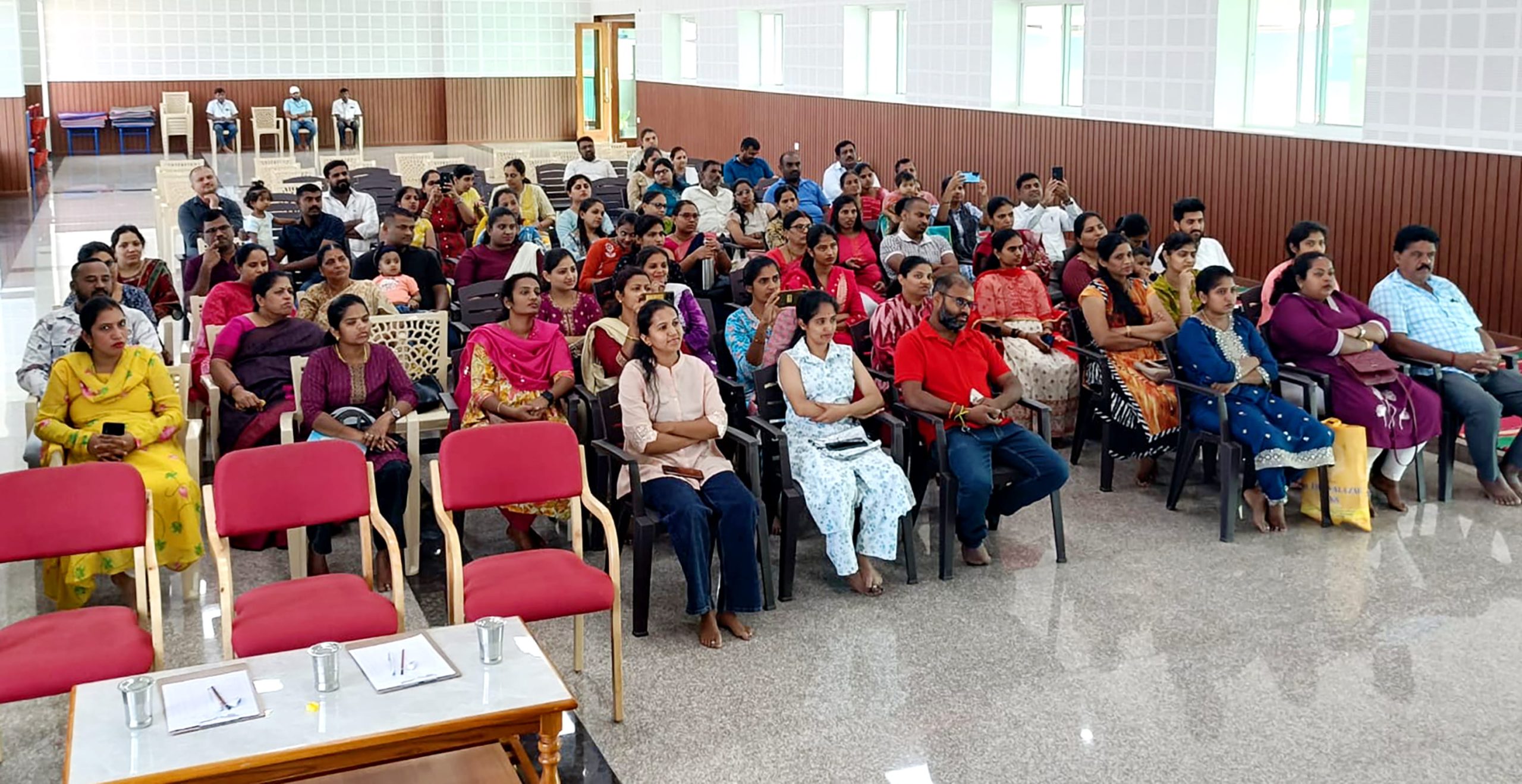 ‘Veshabhushana’ Competition in RVK - Hassan (5)