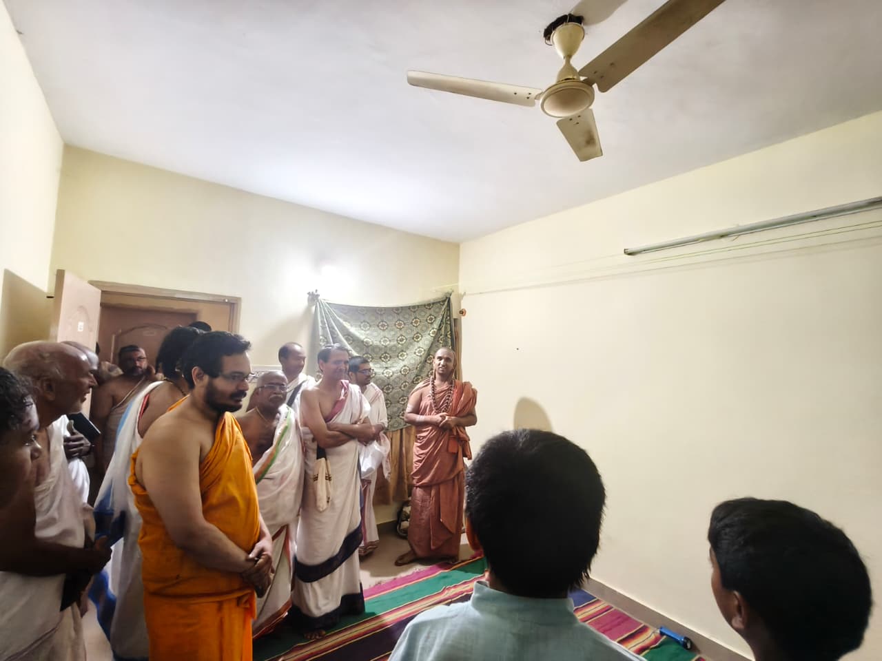 RVK - Hassan Students Earn Praise for Unique Science-Vedanta Presentations in Saligrama (6)
