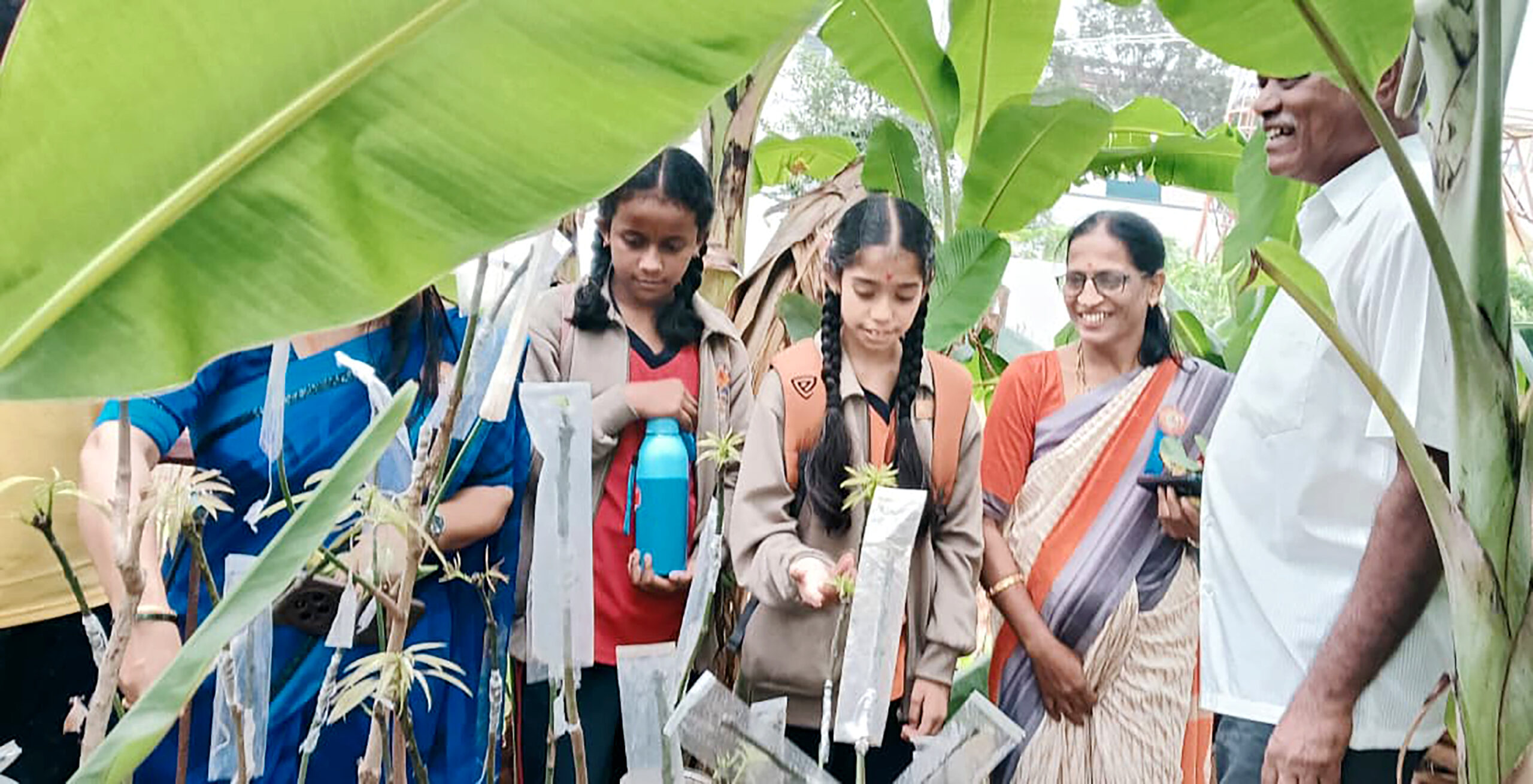 RVK - Hassan Students Explore Heritage, Science, and Culture on Day 2 of Festival (9)