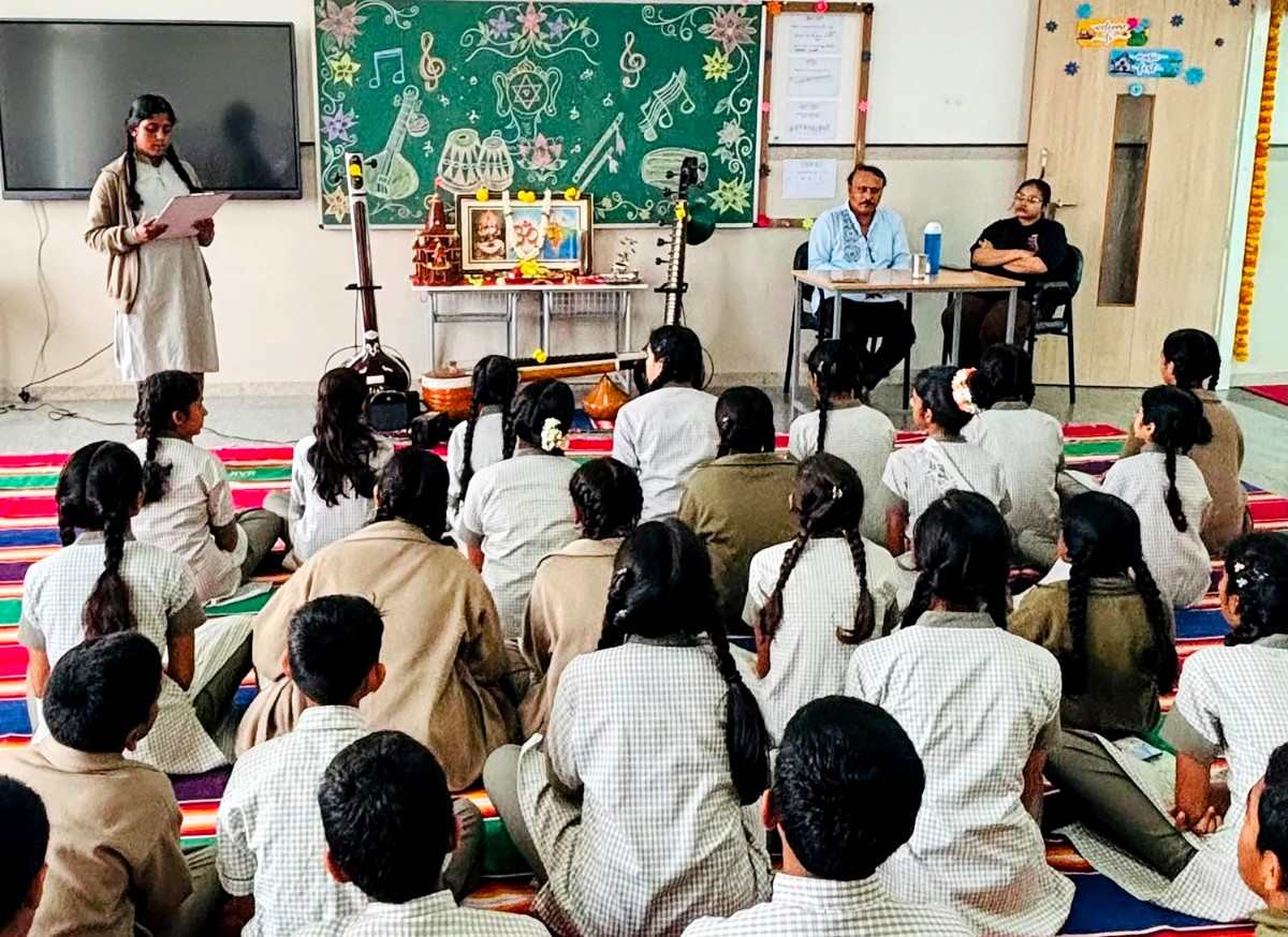 Students Fest Begins with Enthusiasm at RVK Hassan 6-150kb
