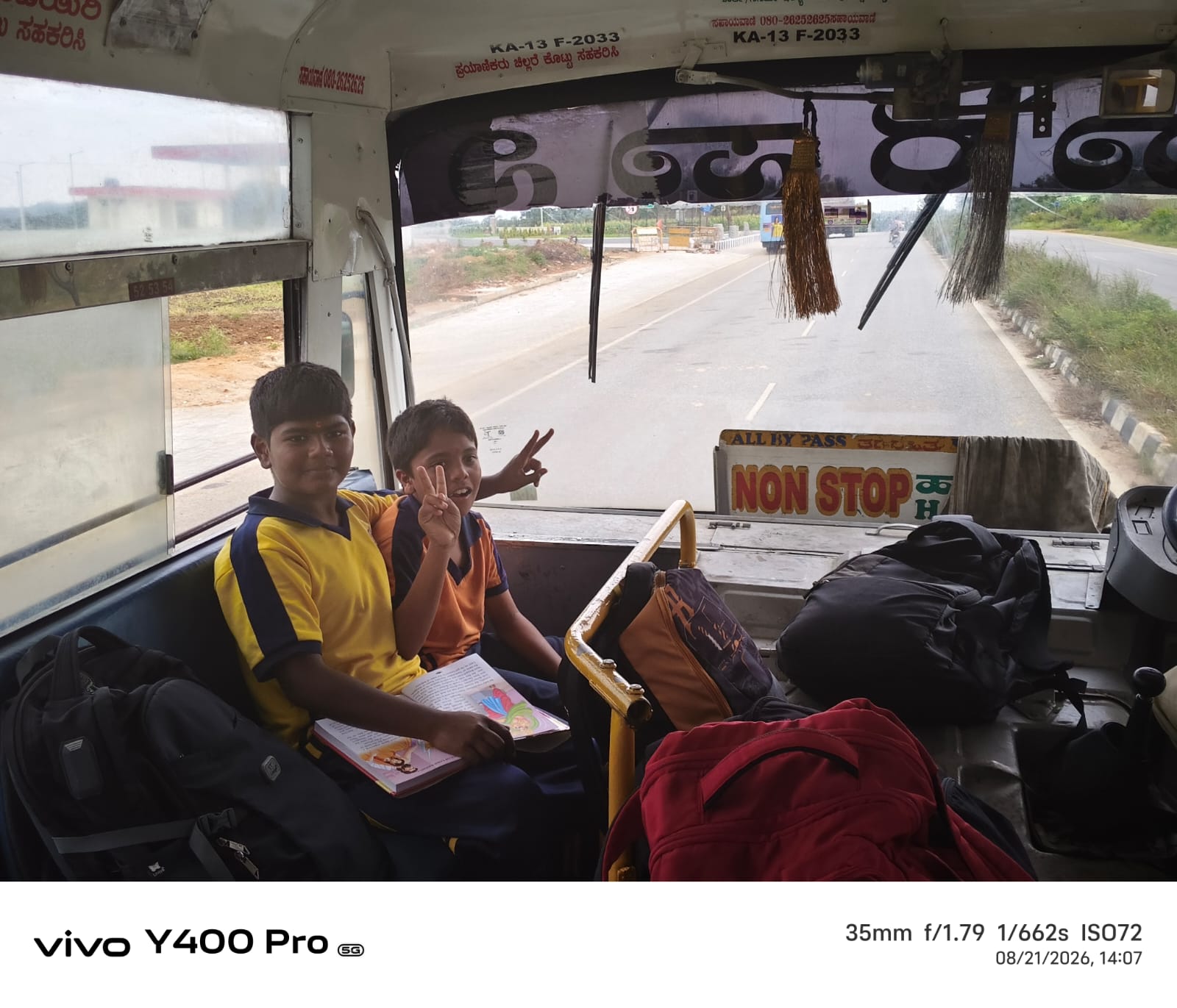 RVK - Hassan Students Set Example of Discipline En Route to Kho-Kho Tournament (1)