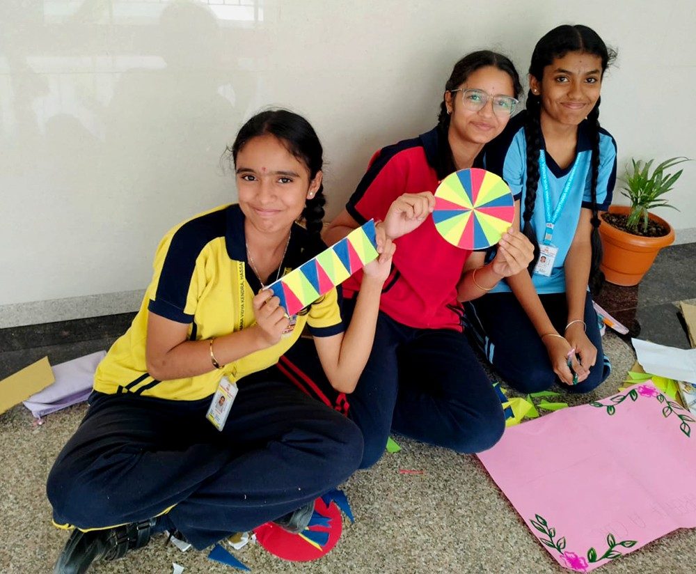 Student Development Program Interactive Model and Chart-Making Activities Conducted at RVK - Hassan (8)