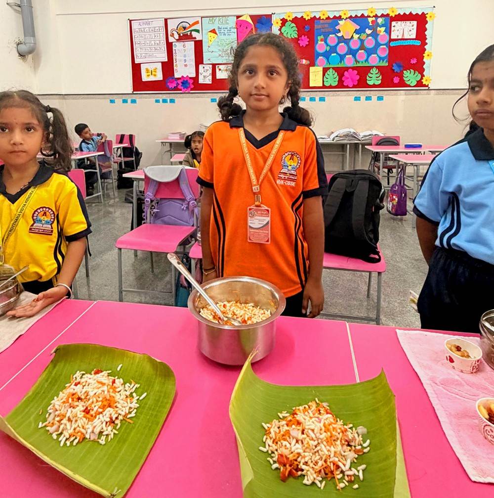 Students Showcase Culinary Skills in Fireless Cooking Activity at RVK - Hassan5